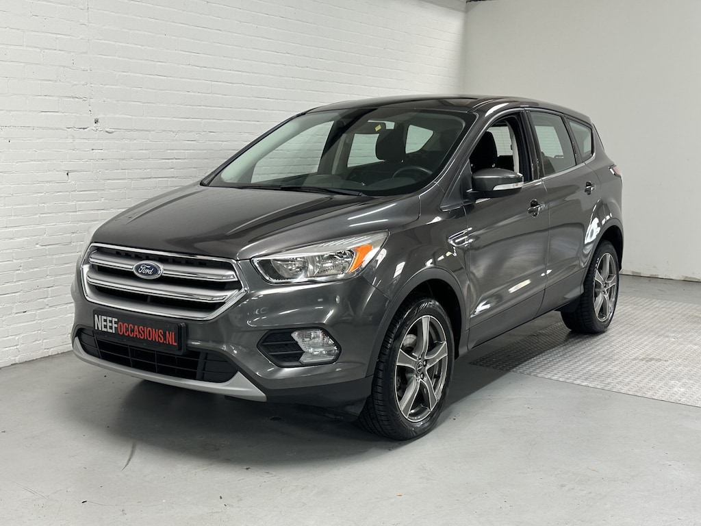 Ford Kuga 1.5 EcoBoost CLIMA / CRUISE / TREKHAAK
