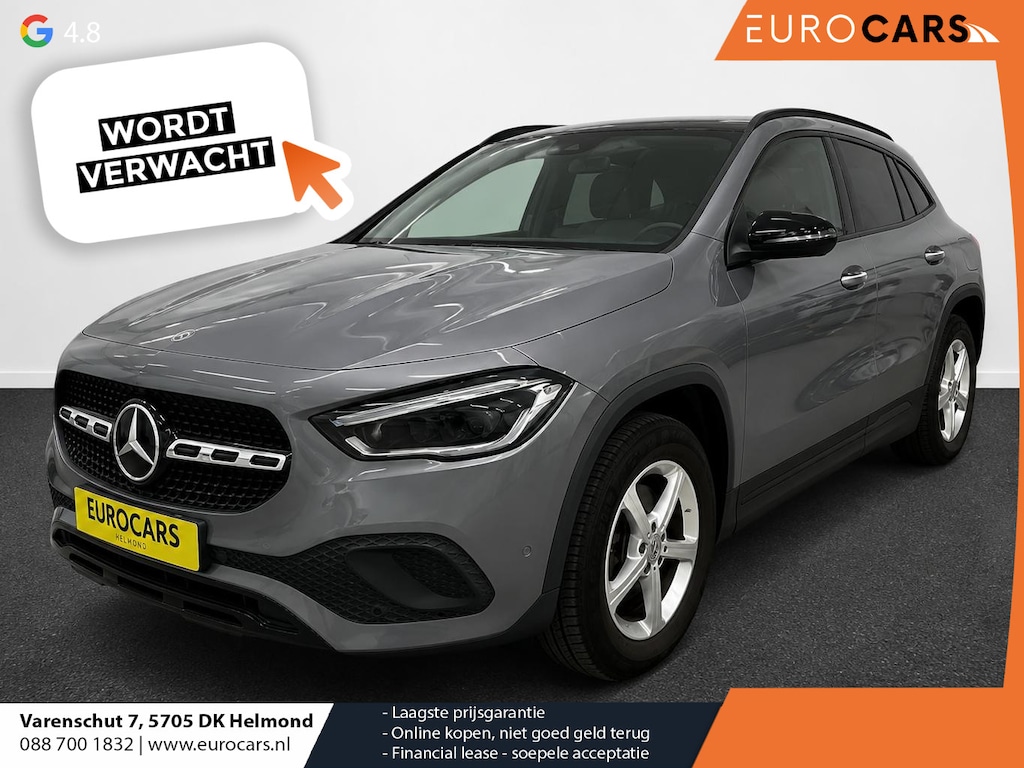 Mercedes-Benz GLA 250 e Progressive Panoramadak Navigatie Camera Parkeerhulp Adaptive Cruise Control Stoelverwarming Full Led Climate control Lichtmetalen velgen