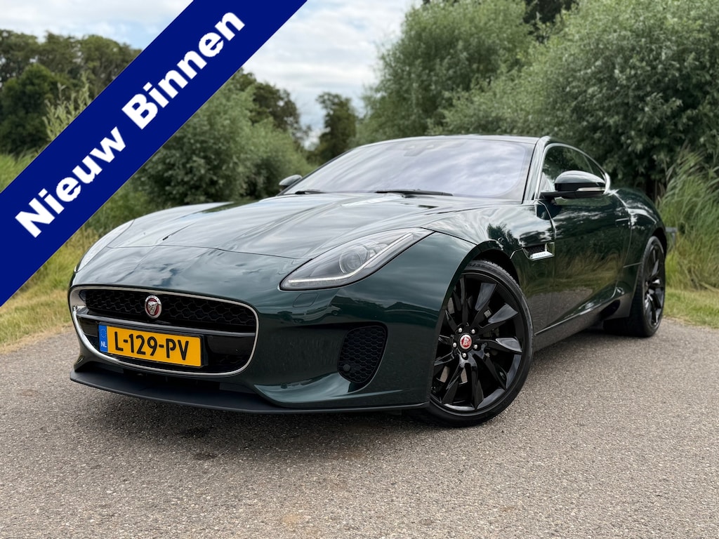 Jaguar F-Type 2.0T R-Dynamic / Panoramadak / Meridian / Camera / Alcantara bekleding / Keyless entry / Goed onderhouden