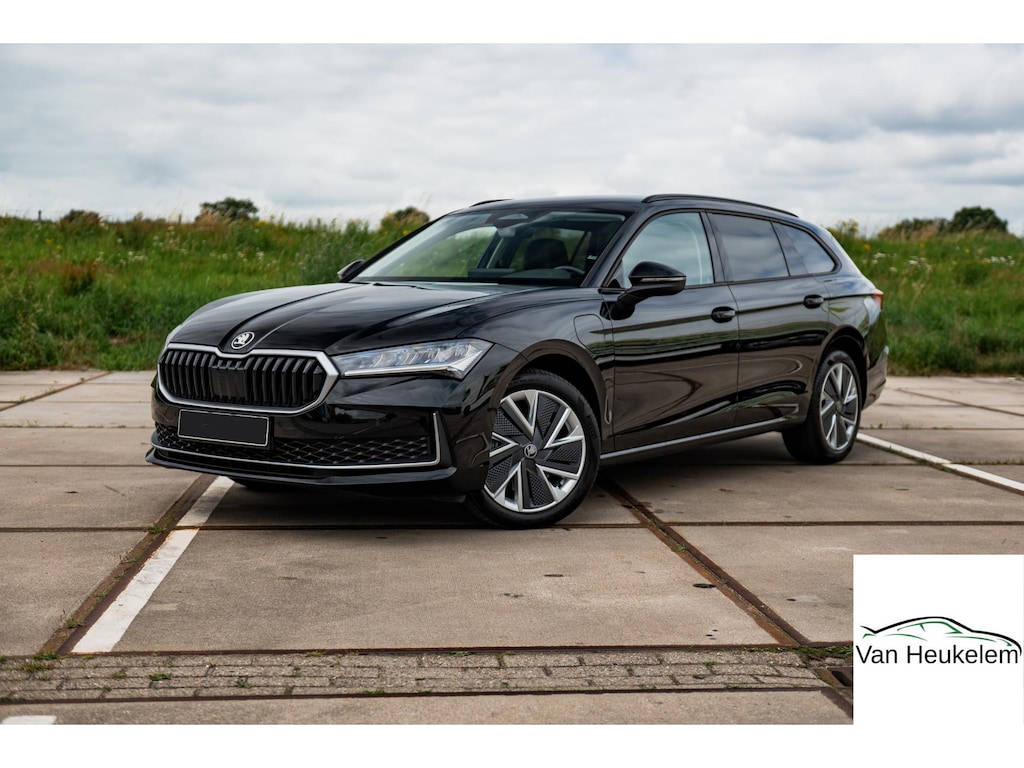 Skoda Superb Combi 1.5 TSI PHEV Selection | TREKHAAK | SUNSET | 18"