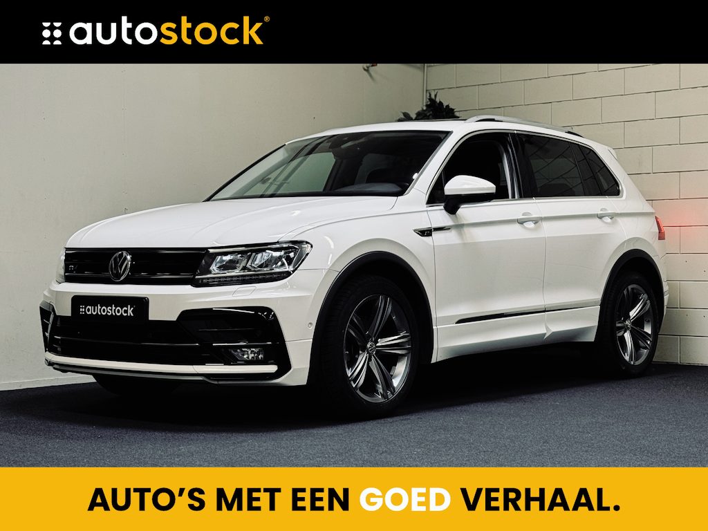 Volkswagen Tiguan 1.5 TSI ACT Highline R-Line | Panorama | Leder | Trekhaak