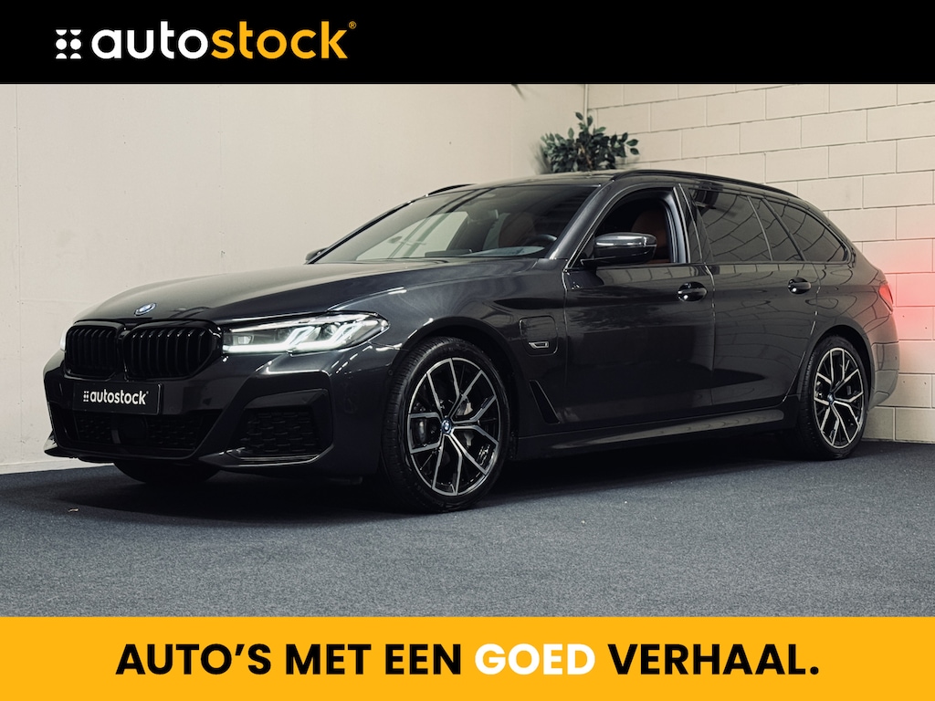 BMW 5-Serie Touring 530e M-Sport | Panorama | Trekhaak | Driv.Ass.Prof.