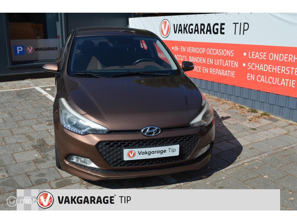 Hyundai i20 1.2 HP Bss. Ed. CARPLAY/Android auto / touchscreen