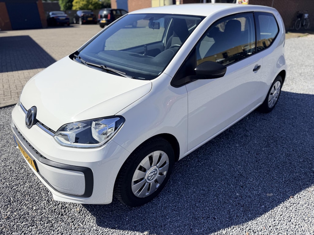 Volkswagen Up! 1.0 Take up! | Nederlandse auto!