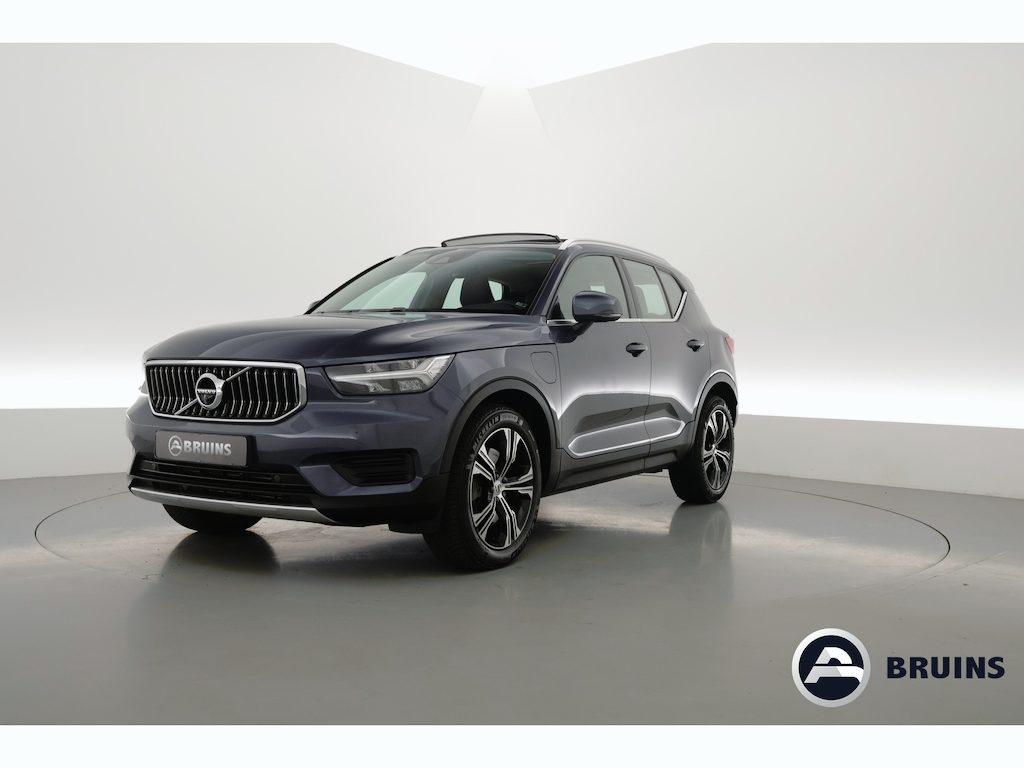 Volvo XC40 1.5 T4 211PK Recharge Inscription | Rijklaar | Trekhaak | Pano-dak | 360 camera | Leer | Adaptieve Cruise | Stoel + stuurverw. |