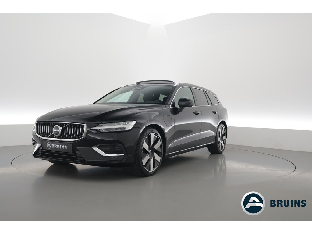 Volvo V60 2.0 T6 Plug-in hybrid AWD Plus Bright | Pano-dak | Head-up | Harman & Kardon | 360 camera | 4x stoel+ stuurverw. |