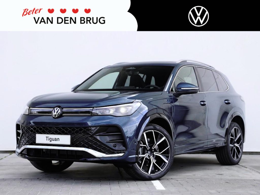 Volkswagen Tiguan R-Line Edition 1.5 eHybrid 204 PK | Head up display | LED Matrix | Trekhaak | Navigatie | Climatronic |