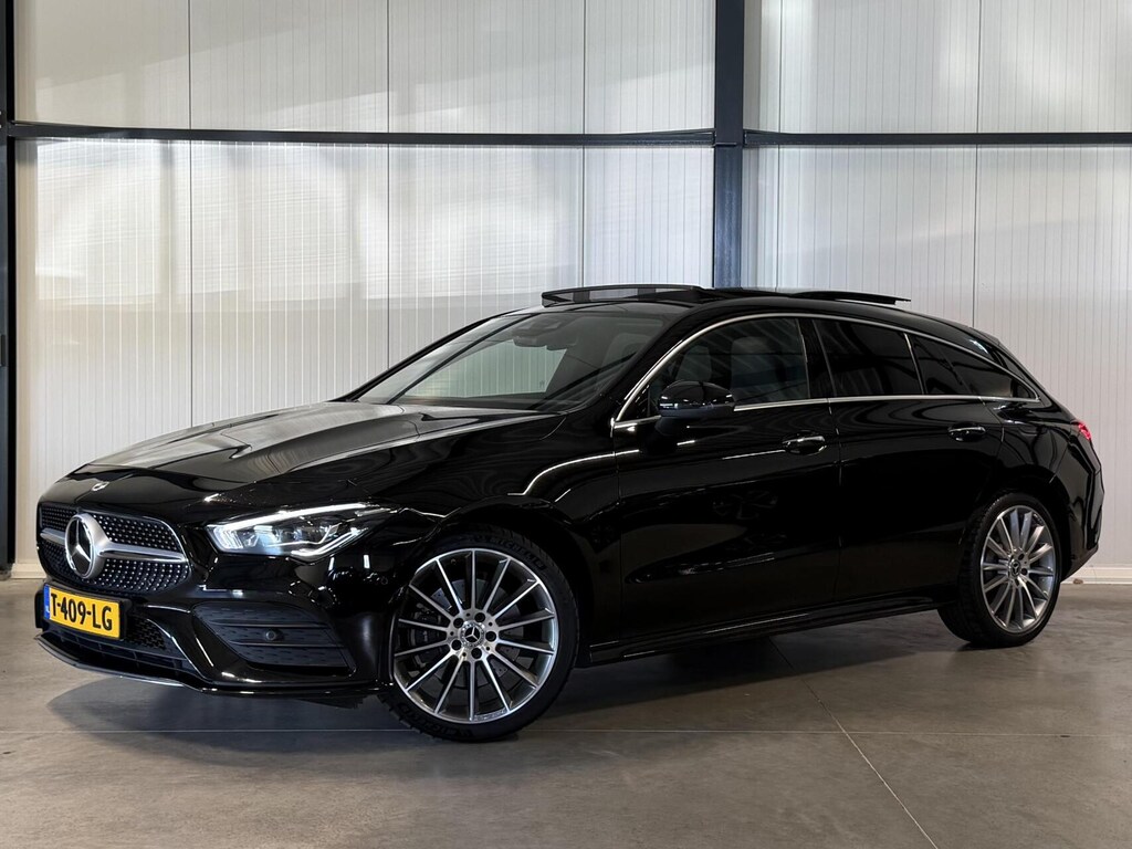 Mercedes-Benz CLA Shooting Brake 250 e AMG Pano Premium