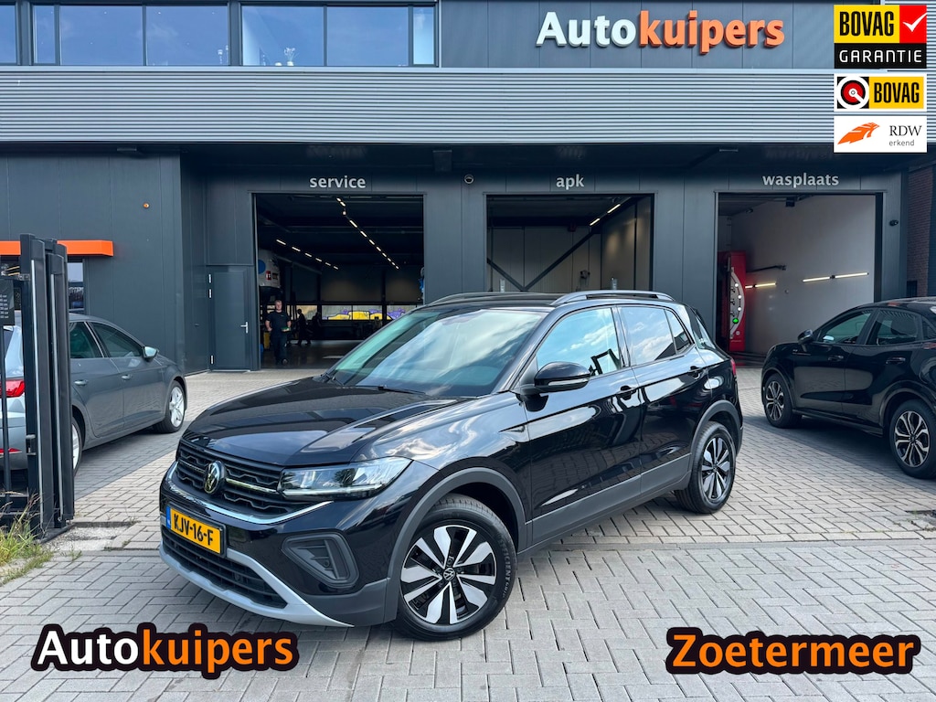 Volkswagen T-Cross 1.5 TSI R-Line Edition | Met o.a. AppleCarPlay/AndroidAuto, achteruitrijcamera, navigatie en cruise control!