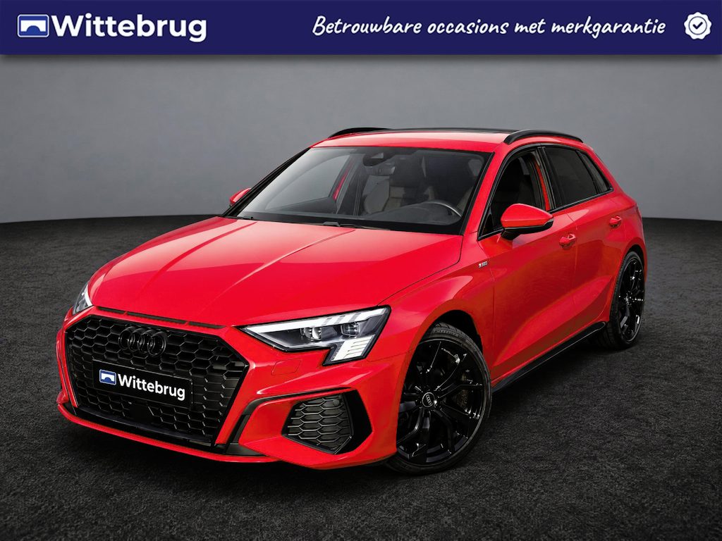 Audi A3 Sportback 35 TFSI 150pk S edition S-Tronic Automaat / Navigatie / LED / LM 18 inch /