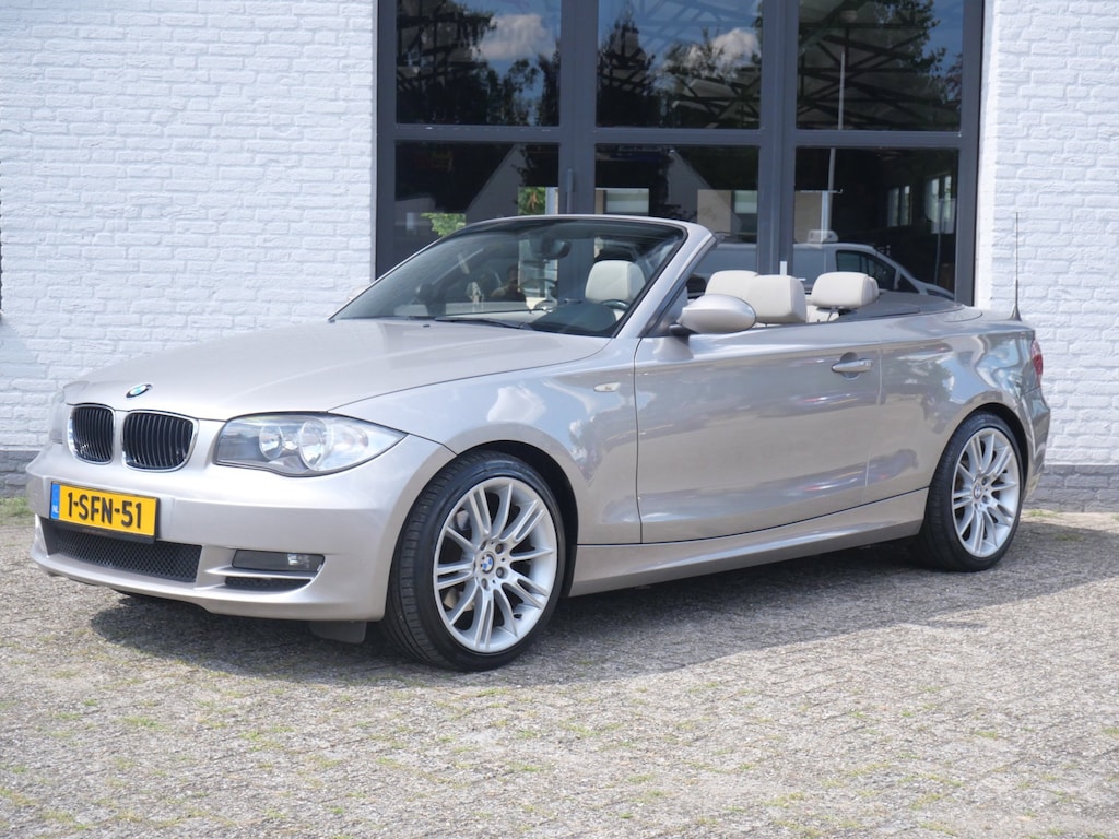 BMW 1-Serie Cabrio 120i Executive Cabrio 135.000km !!! Ecc Leder