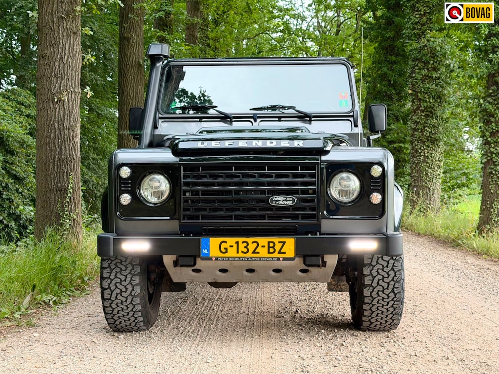 Land Rover Defender 110 limited edition Euro 6 op kenteken!