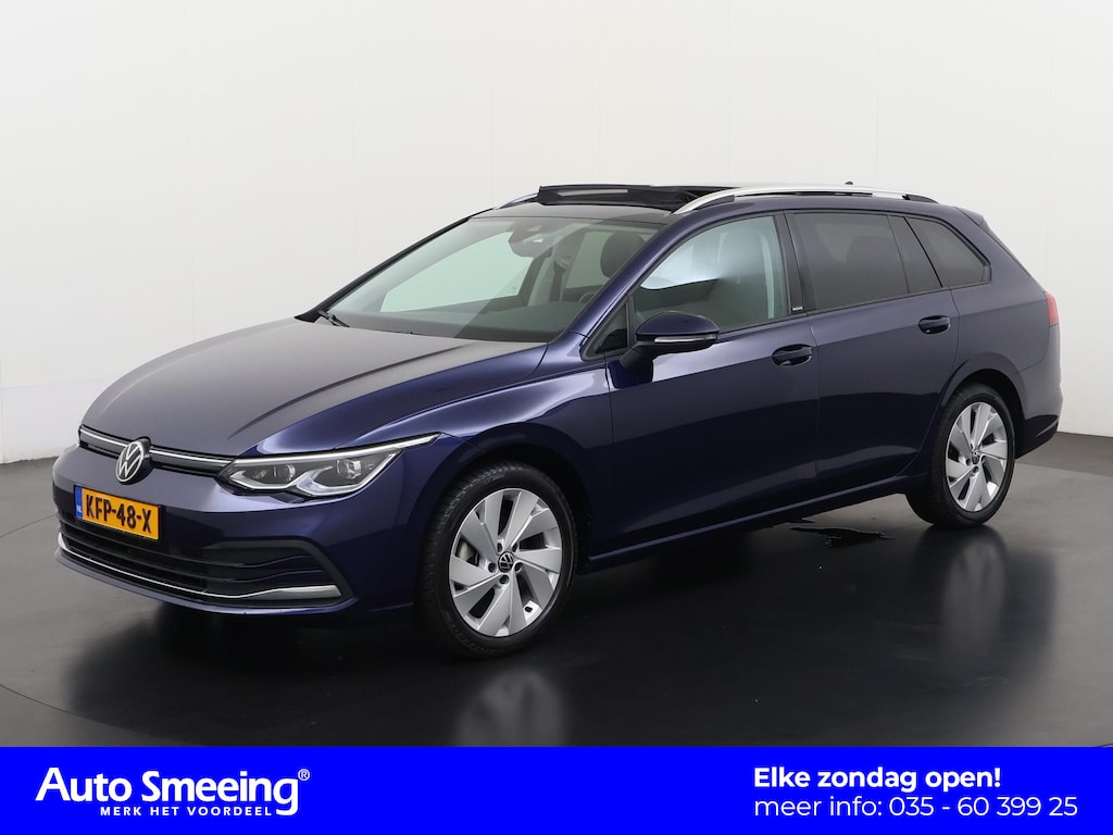 Volkswagen Golf Variant 1.0 eTSI Life DSG | Panoramadak | Stuurverwarming | Zondag Open!