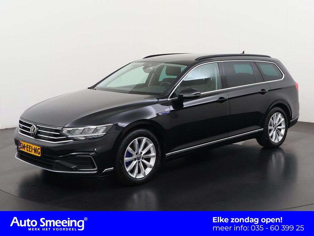 Volkswagen Passat Variant 1.4 TSI PHEV GTE | Trekhaak | Camera | Zondag Open!
