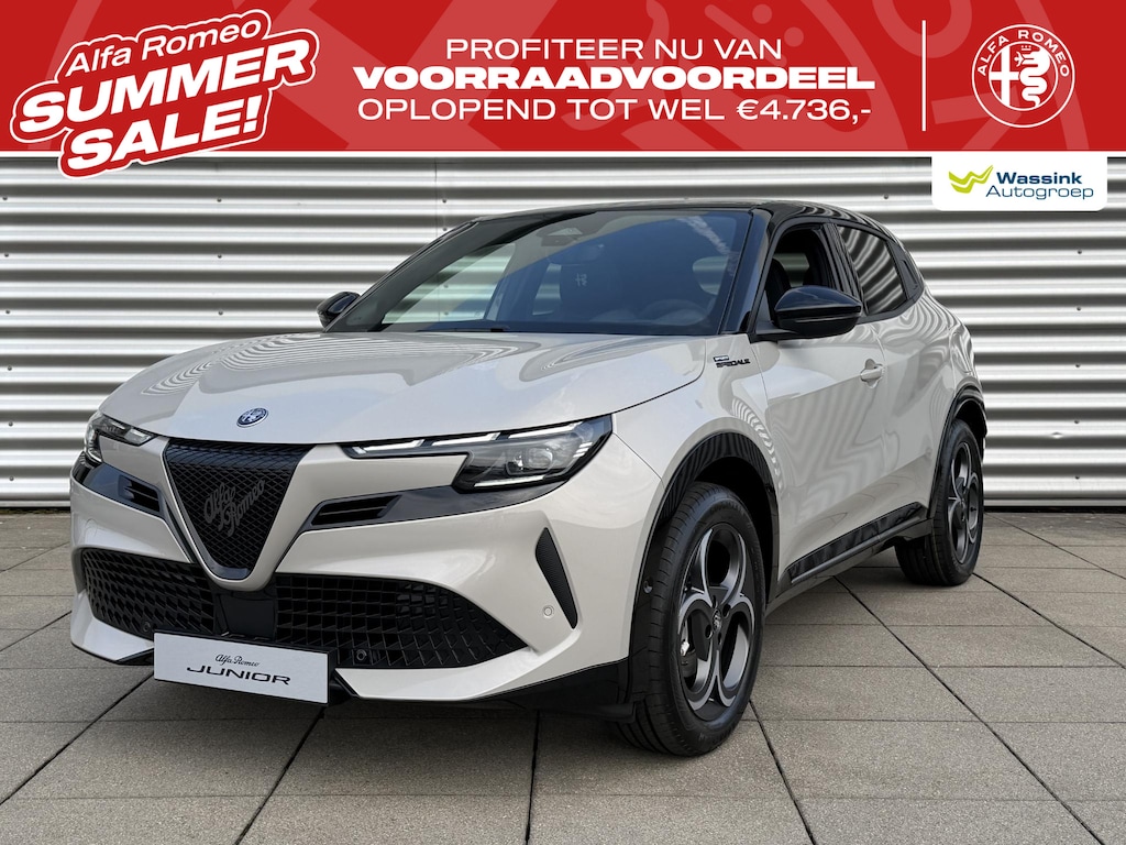 Alfa Romeo Junior Elettrica Sport Speciale 54 kWh | Led Matrix | Elektrische Kofferklep | Navigatie
