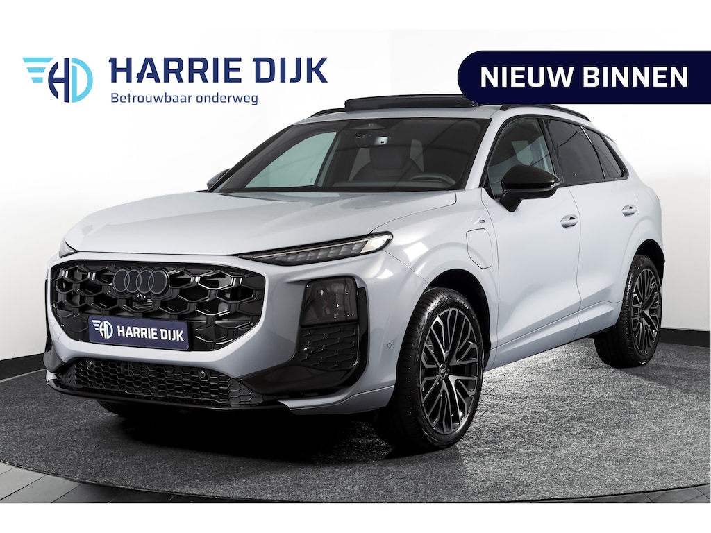 Audi Q3 1.5 e-hybrid 272 PK S edition | S/K-Panodak | Elek. Trekhaak | Tech Pack Plus | Adapt. Cruise | Stoel-+Stuurverw. | Camera | NAV+App. Connect | Elek. Klep | LM 20" | 7257