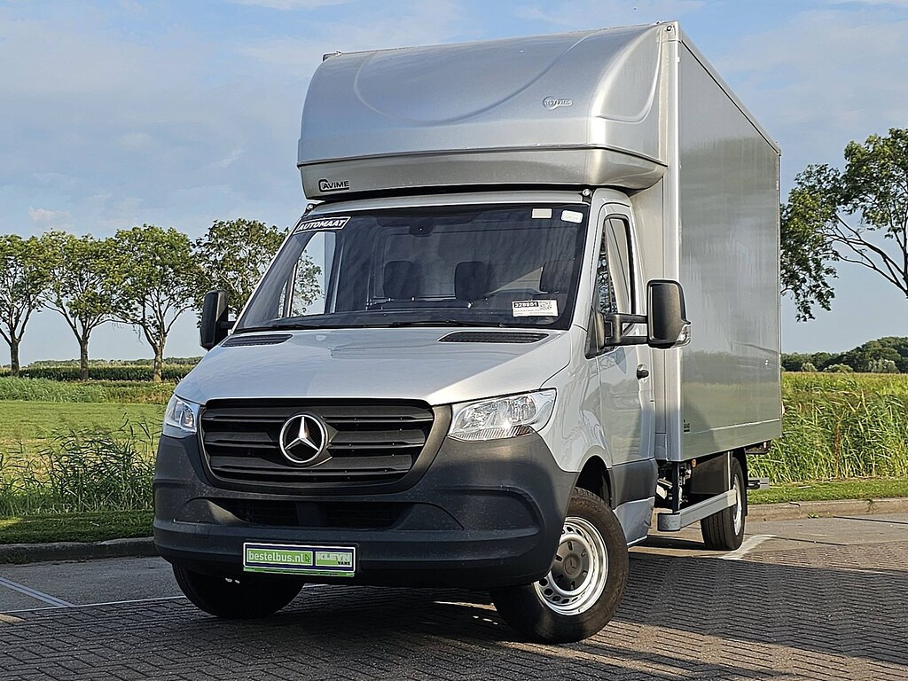 Mercedes-Benz Sprinter 317 Bakwagen Laadklep!