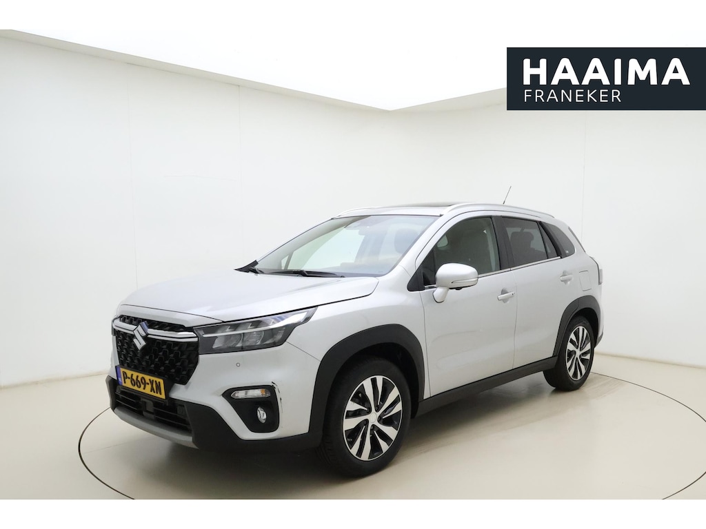 Suzuki S-Cross 1.4 Boosterjet Style Smart Hybrid 110pk | Panoramadak | Navigatie | Camera | Trekhaak | Cruise Control Adaptief | Climate Control | Stoelverwarming