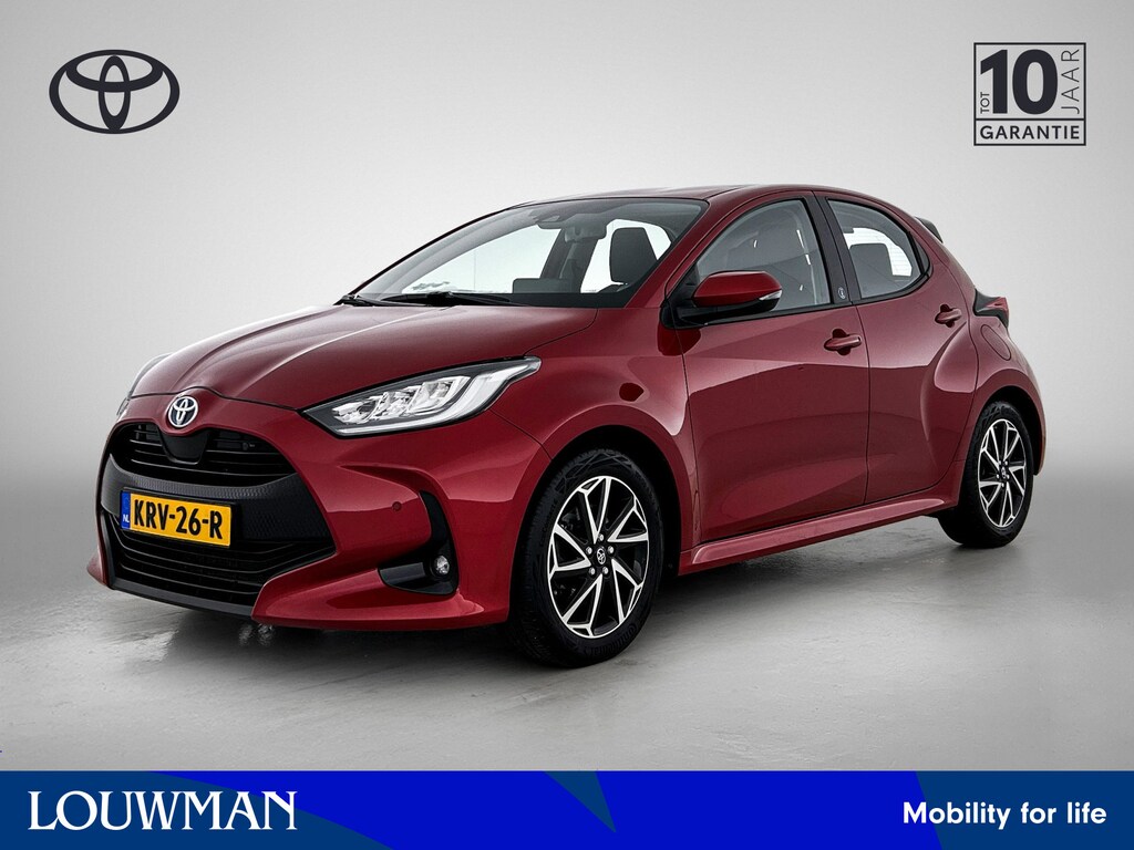 Toyota Yaris 1.5 Hybrid Dynamic | Parkeersensoren voor + achter | Achteruitrijcamera | Stoelverwarming