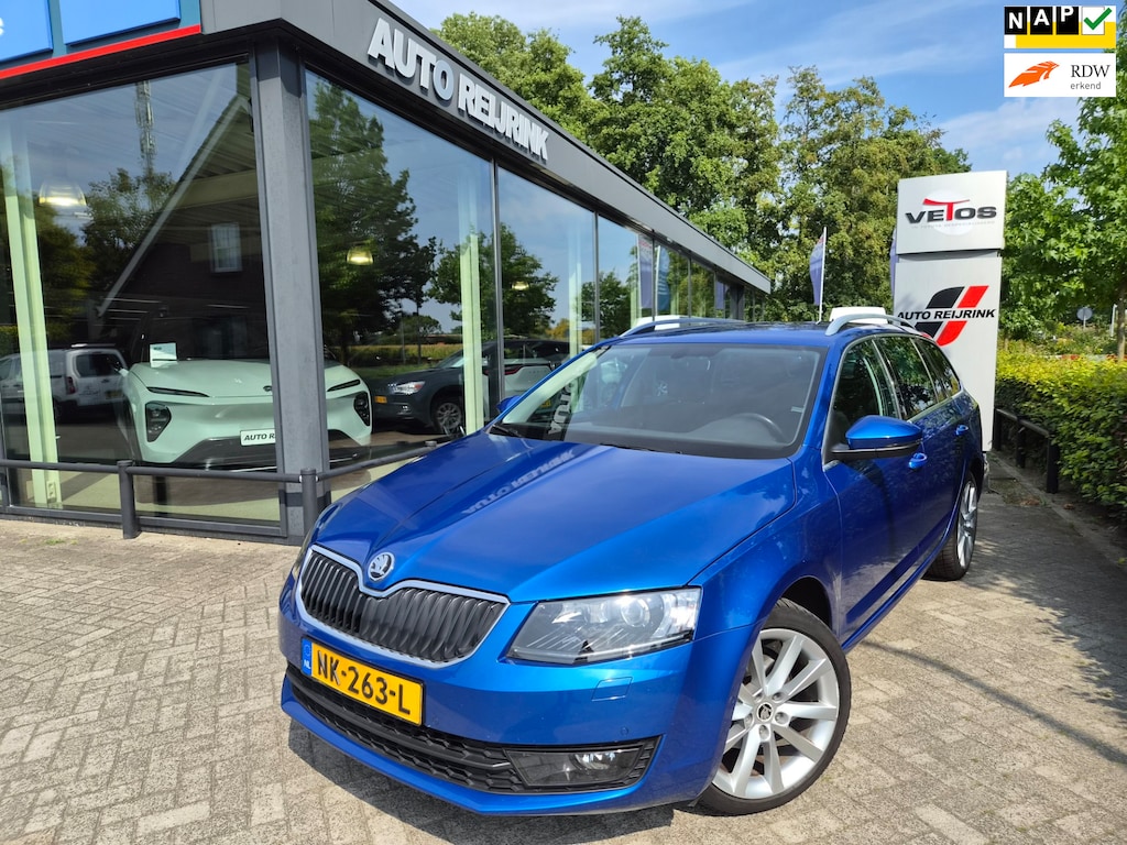 Skoda Octavia Combi 1.0 TSI Greentech Style Business/TREKHAAK/NAVI/PARK.SENS/18"LMV