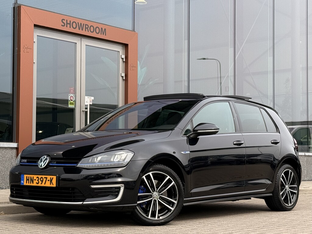 Volkswagen Golf 1.4 TSI GTE | Leder | Pano | Apple Carplay | Achteruitrijcamera |