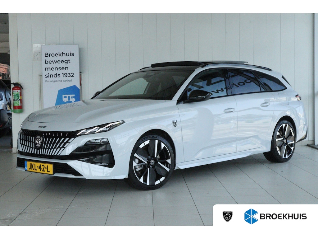 Peugeot 308 SW 1.6 Plug-in Hybrid 195 GT | Adapt. Cruise | Focal Audio | Schuifdak | 360 Camera | Elektr. klep | Keyless | Carplay | Navi | Climate | MATRIX | 18 Inch | Standkachel