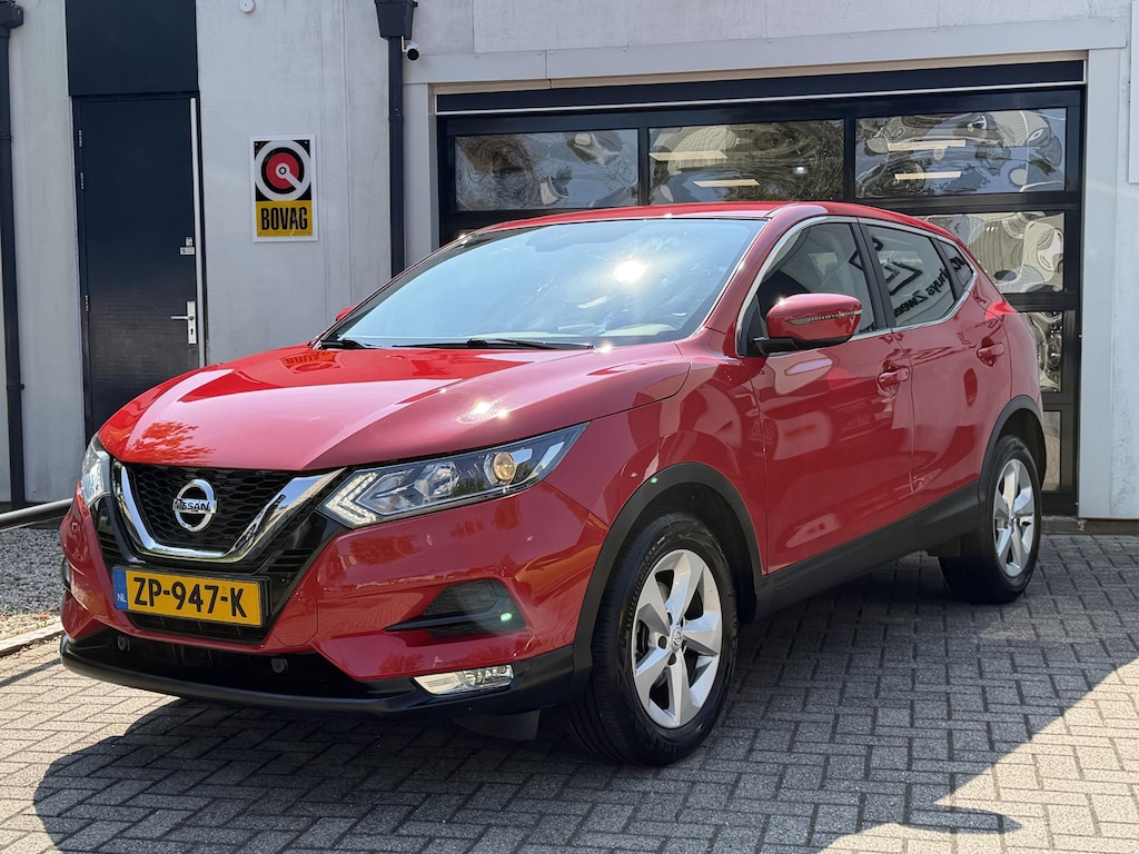 Nissan Qashqai 1.3 DIG-T Acenta Automaat | Achteruitrijcamera | Trekhaak | Cruise Control | Climate Control | Zeer nette auto!