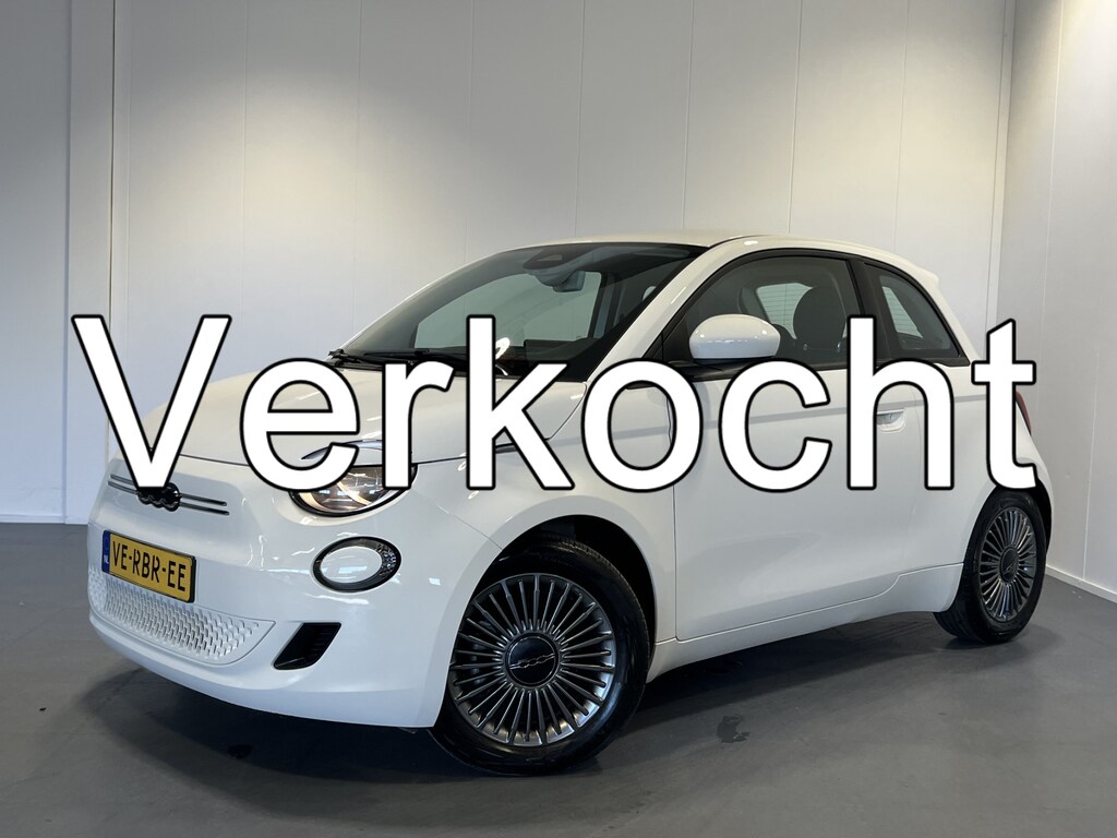 Fiat 500 Icon 42 kWh | Navigatie/Android/Apple Carplay | LM Velgen 16" | Cruise Control | DAB | Cruise Control | Airco |