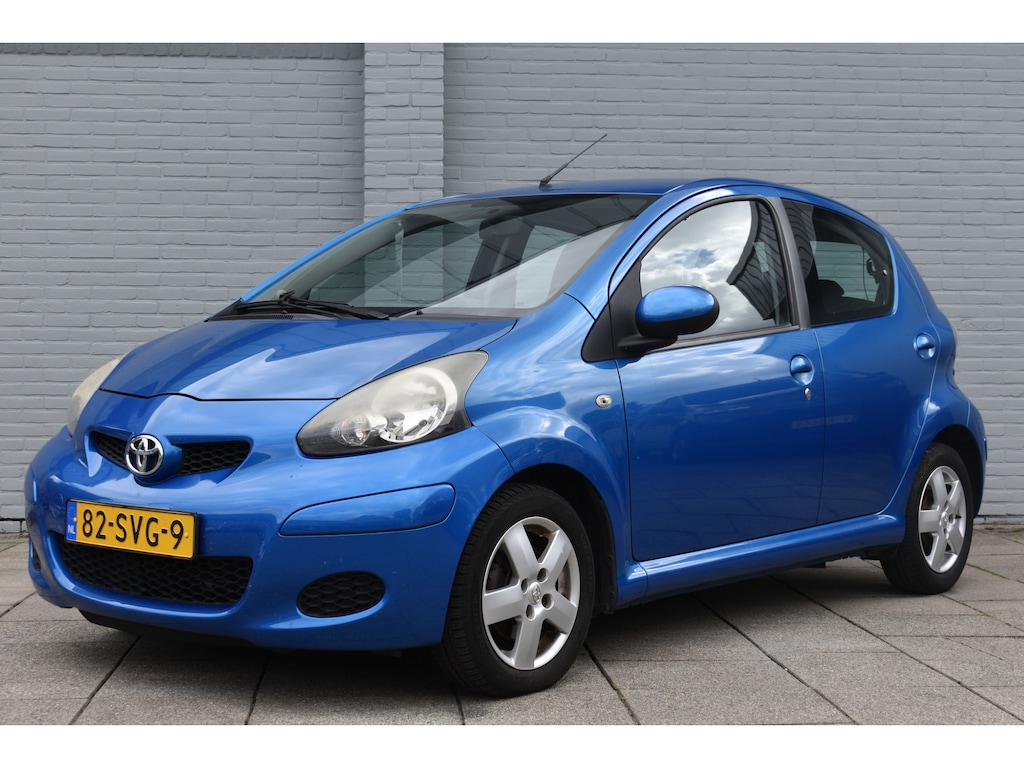 Toyota Aygo 1.0-12V Comfort Navigator Automaat 68pk | Dealer onderhouden | Airco | Elektrische ramen voor |