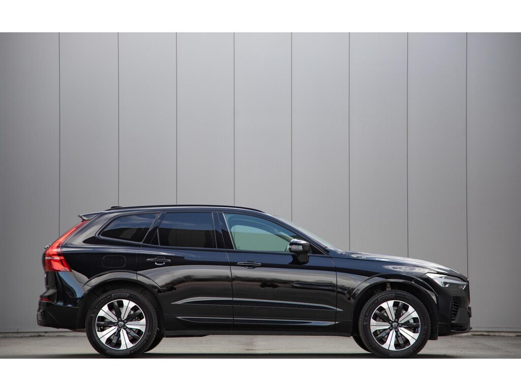 Volvo XC60 2.0 T6 Plug-in hybrid AWD Plus Dark Panorama|H/K Audio