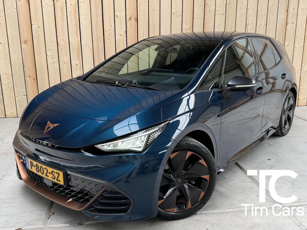 CUPRA Born Adrenaline One 62 kWh SoH 92,93% | Stuur en- stoelverwarming | LED verlichting | Apple CarPlay/Android Auto | Cruise control adaptief | Climate control | Parkeersensoren voor en achter | Achteruitrijcamera