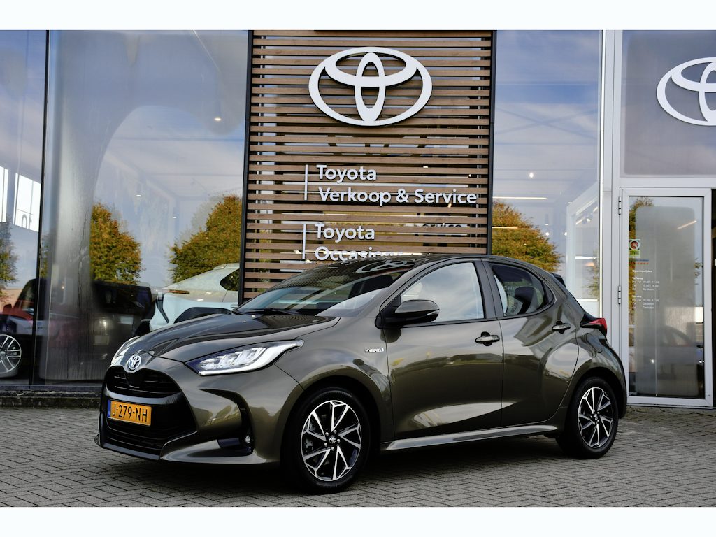 Toyota Yaris 1.5 Hybrid First Edition Automaat 116pk | Achteruitrijcamera | Dealer onderhouden | Apple Carplay/Android Auto | NL-auto |