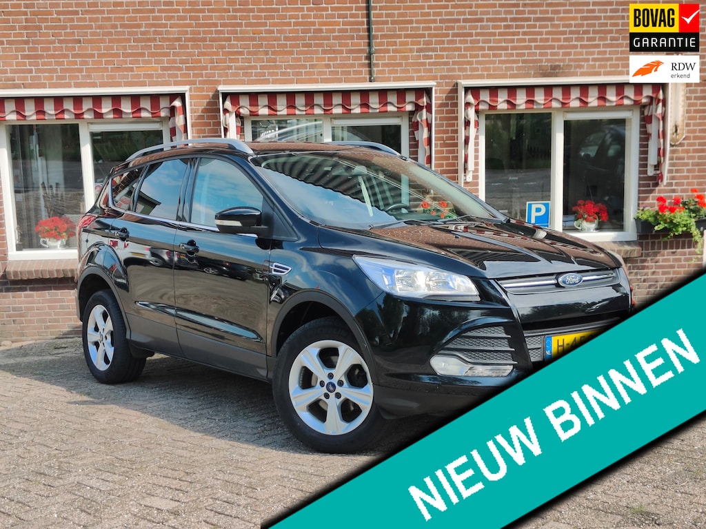 Ford Kuga 1.5 Titanium Airco Cruise PDC Tr.haak LMV- RIJKLAAR -