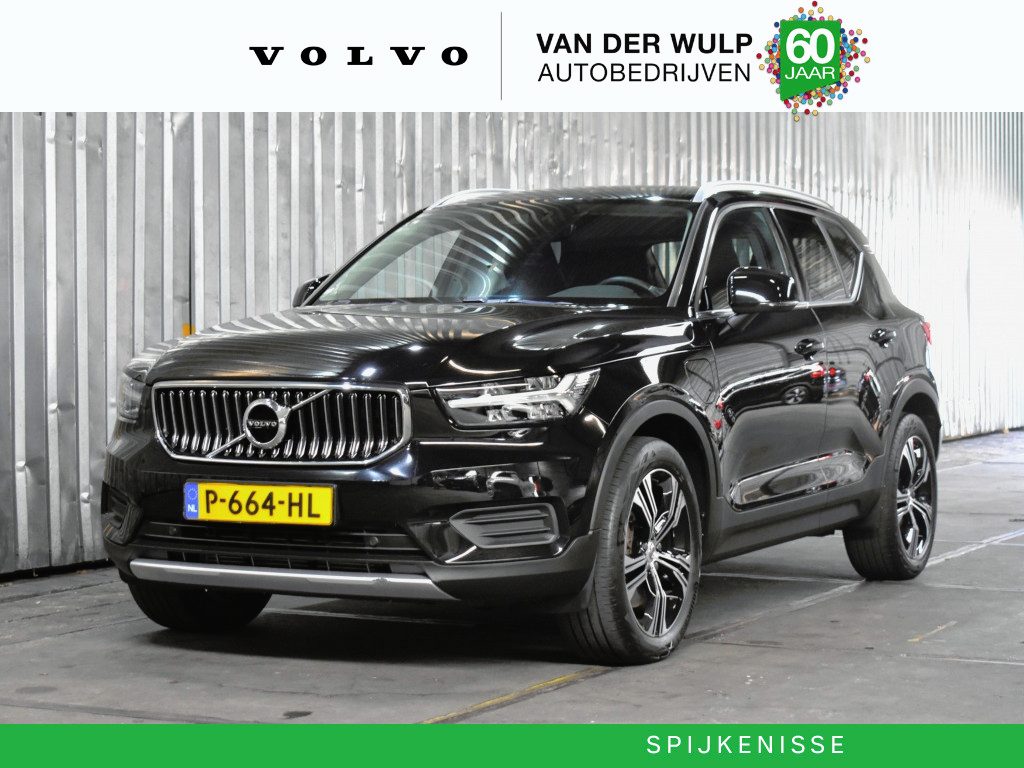 Volvo XC40 T4 211pk [Plug-in] Inscription | Trekhaak | Leder | Adaptieve Cruise Control |