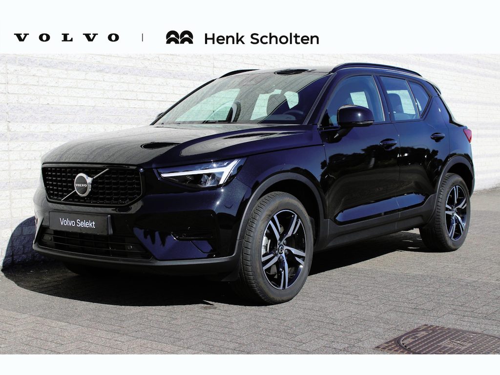 Volvo XC40 B4 Plus Dark | Apple Carplay & Android Auto | Bots herkenning en activatie | Buitenspiegels elektrisch verstel- en verwarmbaar | Electronic climate controle | Elektrisch bedienbare achterklep met sensorsturing | Navigatiesysteem full map
