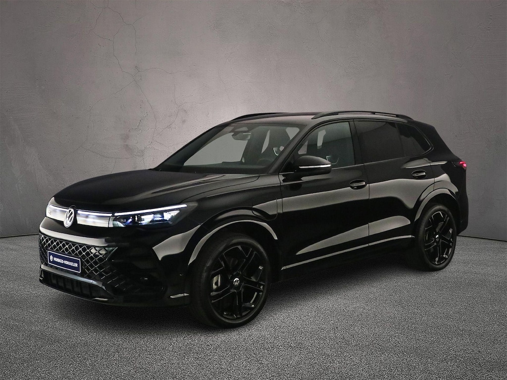 Volkswagen Tiguan R-Line Business 1.5 TSI eHybrid 272pk DSG Automaat Trekhaak, Black Style, Adaptive cruise control, Navigatie, Achteruitrijcamera, LED koplampen