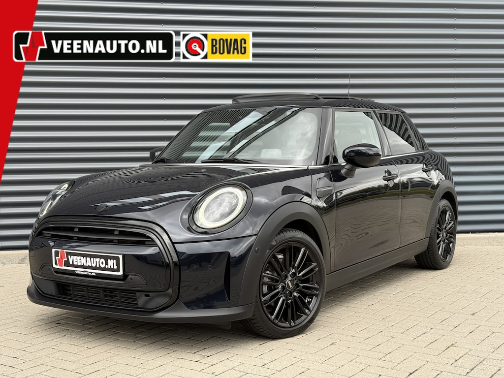 MINI Cooper 5-Deurs 1.5 Yours Pano/Leder/Apple/Camera