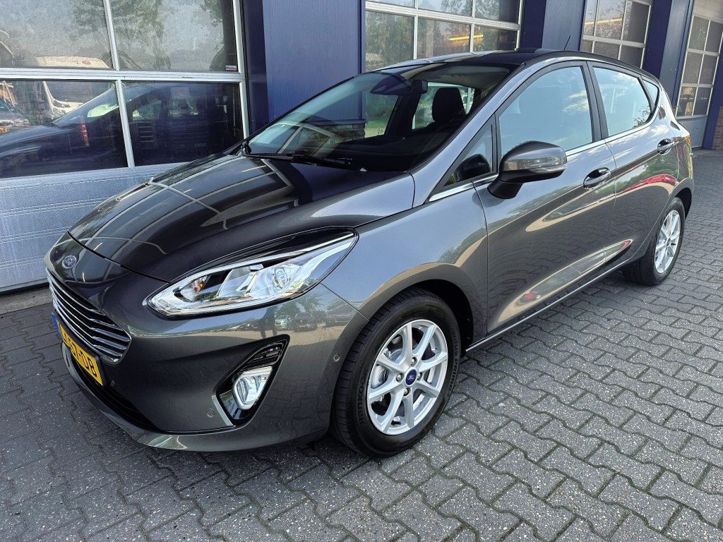Ford Fiesta 1.0 ECOB. TITANIUM   CAMERA.
