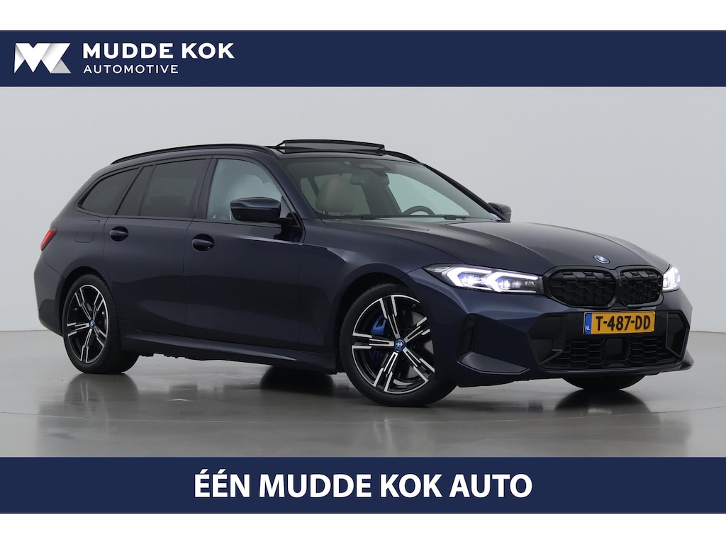 BMW 3-Serie Touring 330e xDrive | ACC | Trekhaak | Panoramadak | 360° Camera | Harman/Kardon | Head-Up | Stuurverwarming