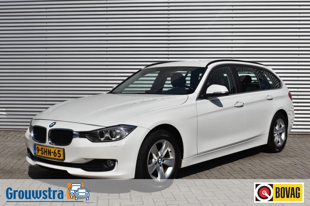 BMW 3-Serie 316I BUSINESS / AUTOMAAT / NAVI / TREKHAAK / XENON /