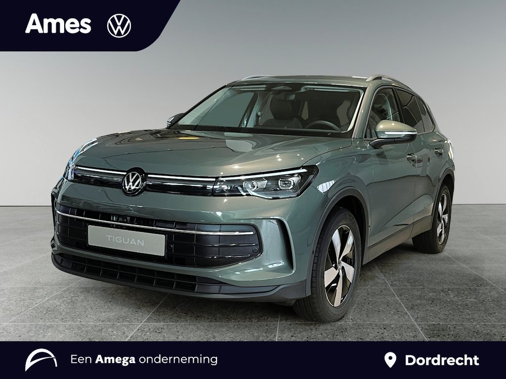 Volkswagen Tiguan Life Edition 1.5 eTSI 96 kW / 130 PK SUV 7 versn. DSG | 360 Graden camera | Elektrische achterklep | DCC |