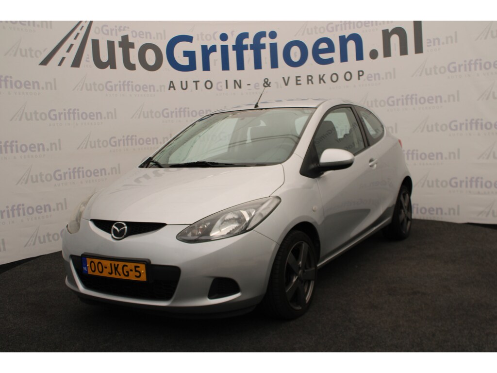 Mazda 2 1.3 S-VT Touring nette hatchback met airco