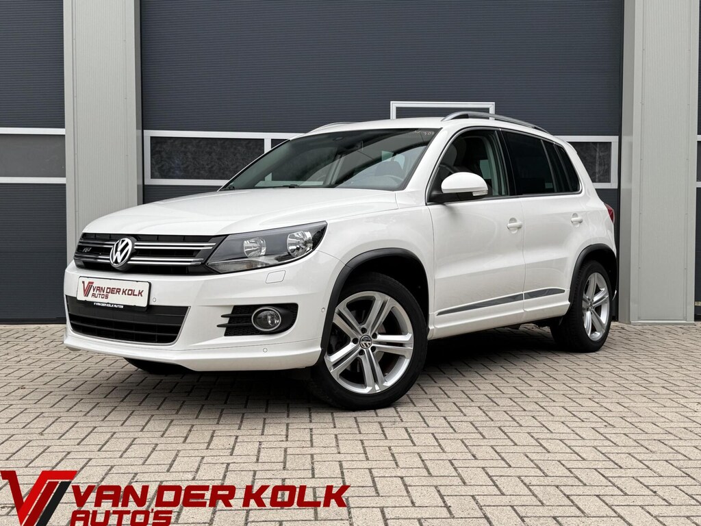 Volkswagen Tiguan 1.4 TSI R-Line | Alcantara | CarPlay | Navigatie | Cruise | Climate | Stoelverwarming | Sensoren