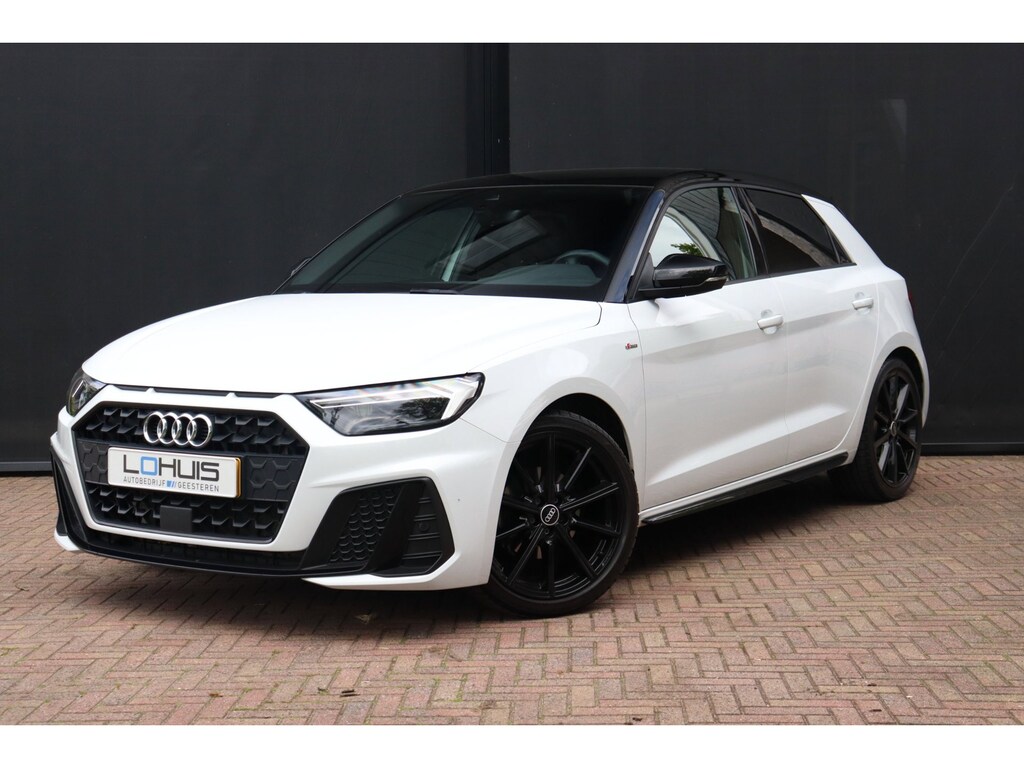 Audi A1 SPORTBACK 35TFSI S-Line DSG | KEYLESS | CARPLAY | STOELVERW.