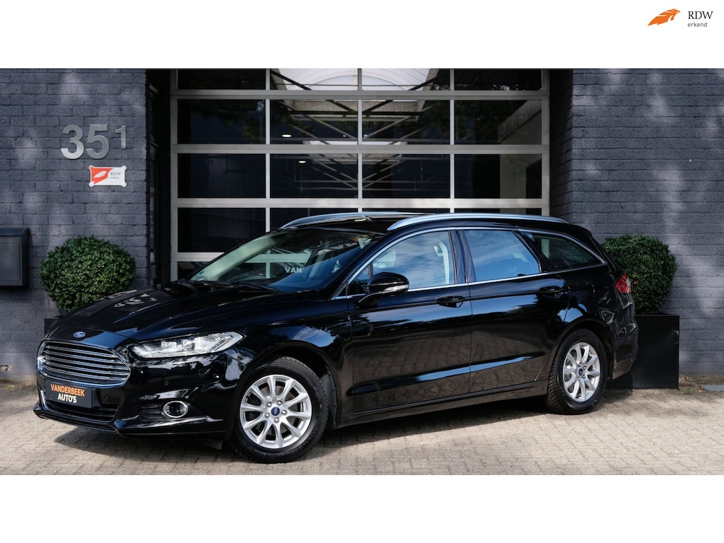 Ford Mondeo Wagon 2.0 Titanium 240PK Carplay | Cruise | Panorama dak