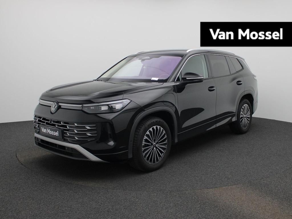 Volkswagen Tayron 1.5 eHybrid Elegance 272 PK| Trekhaak | LED Matrix | 360 Camera | Stoelverwarming Voor & Achter | Verwarmbare Voorruit | Achterklep Elektrisch