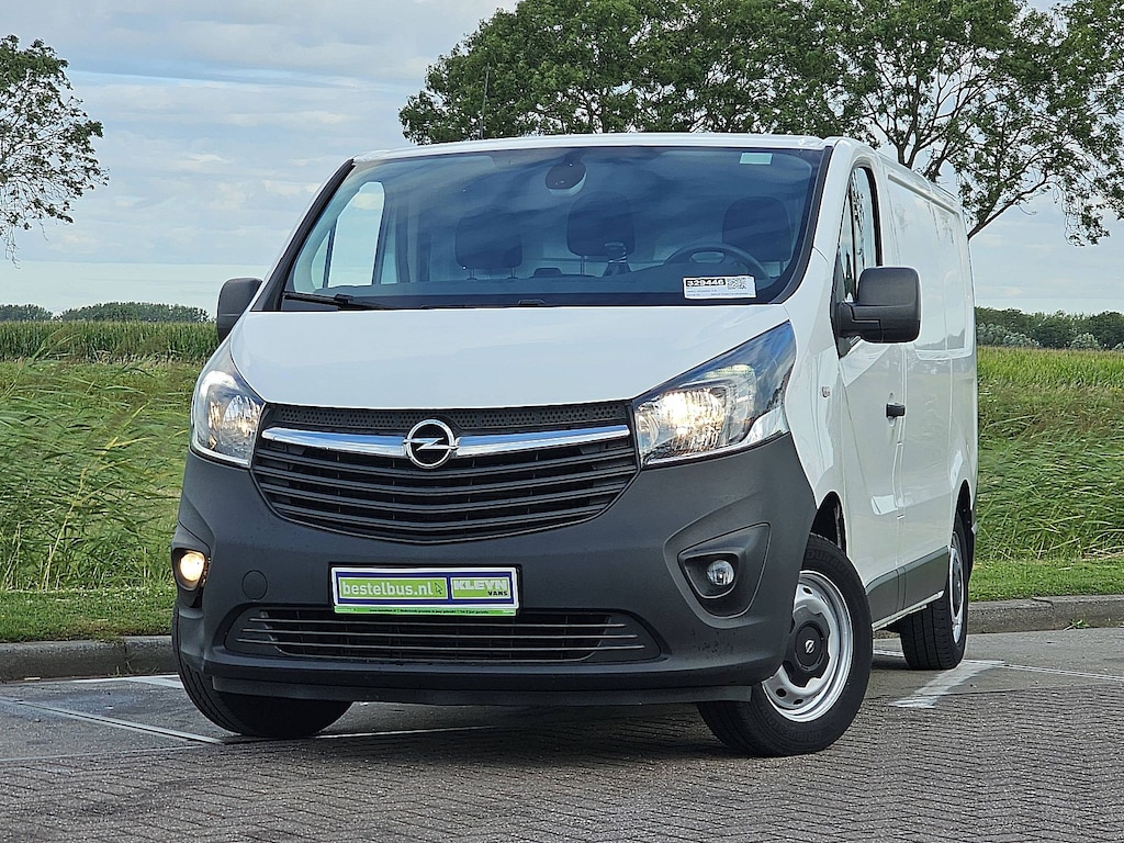 Opel Vivaro 1.6 L1 Navi Trekhaak NAP