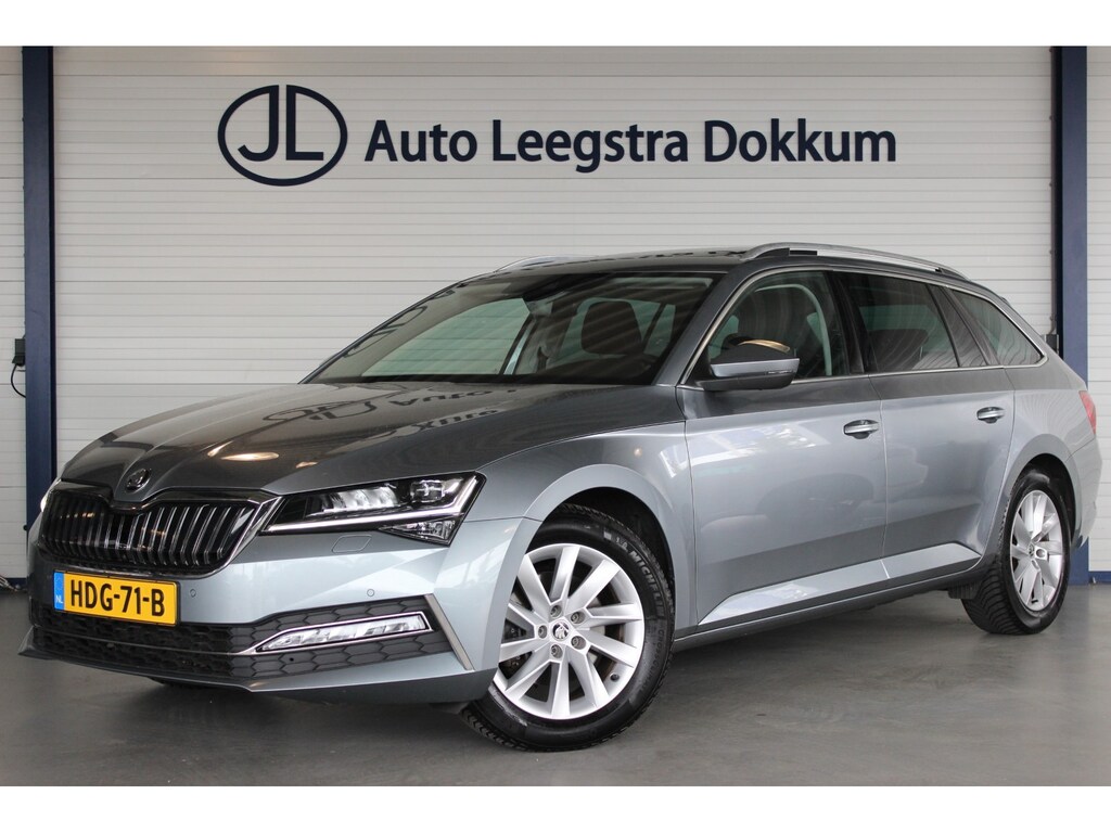 Skoda Superb Combi 1.4 TSI iV Business Edition Plus Trekhaak | 360° Camera | Pano | Adapt. Cruise | LED Matrix | Memorystoel | Virtual Cockpit | Stoelverw. V+A | 17" LMV | PDC V+A