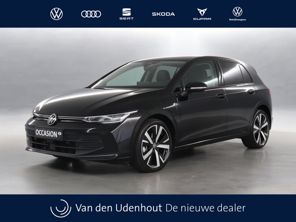 Volkswagen Golf 1.5 eHybrid 204pk Life Edition DSG / Navigatie via App Connect / Stoel+Stuurverwarming / Camera 38