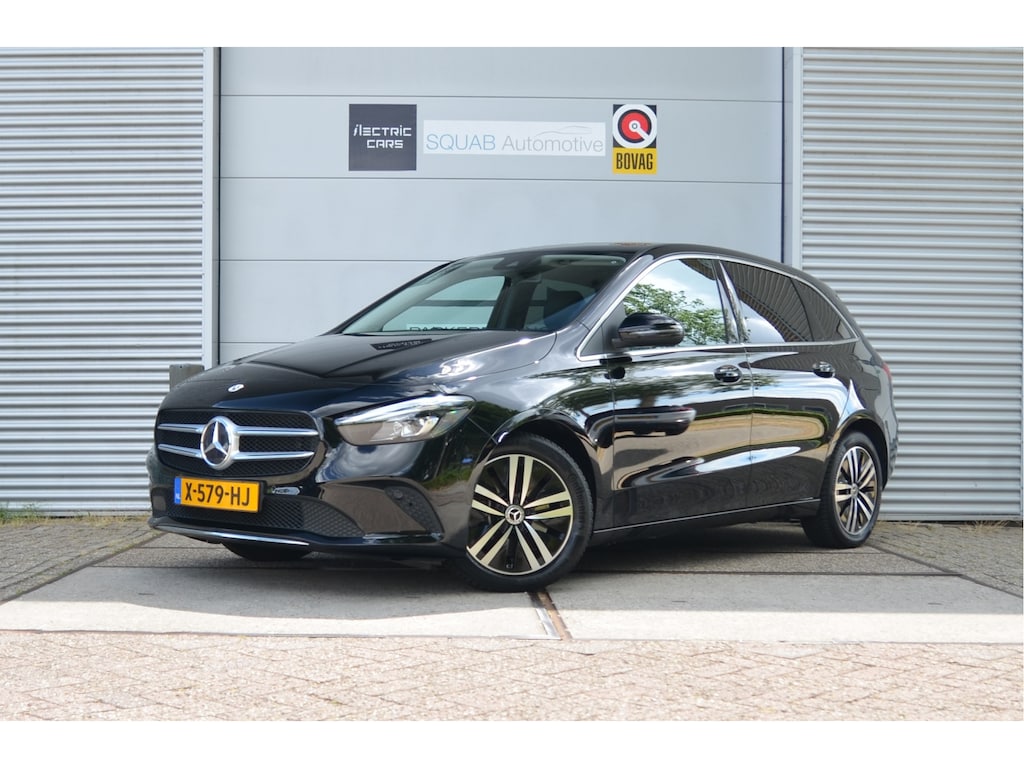 Mercedes-Benz B-klasse 250 e PHEV, groot scherm!